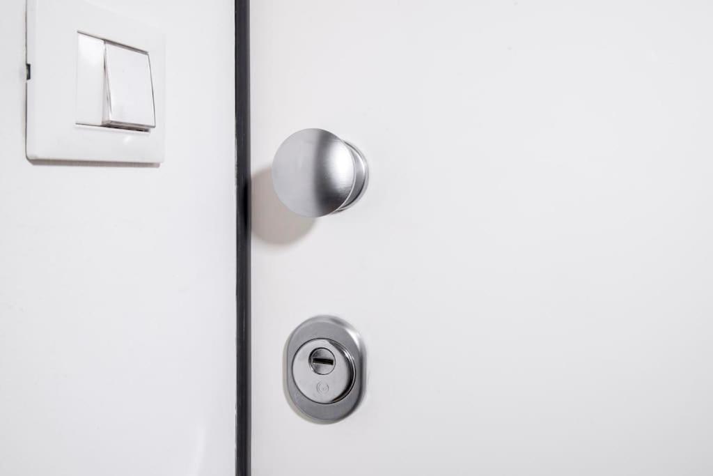 B&B Gocciadoro 26 Nuovo, Climatizzato, Zona Ospedale, Posto Auto Trento Exteriör bild